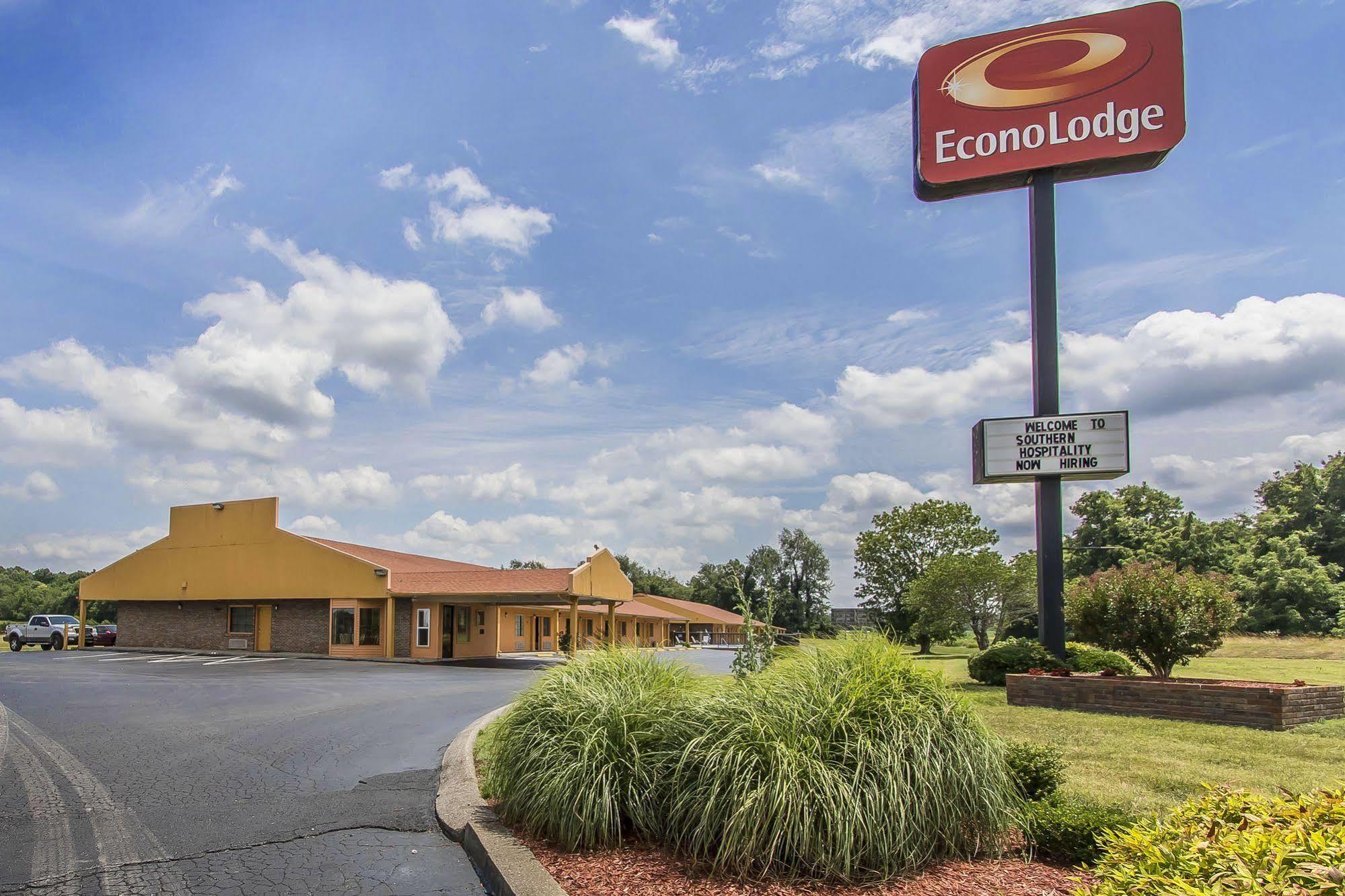 Econo Lodge Cornersville Εξωτερικό φωτογραφία